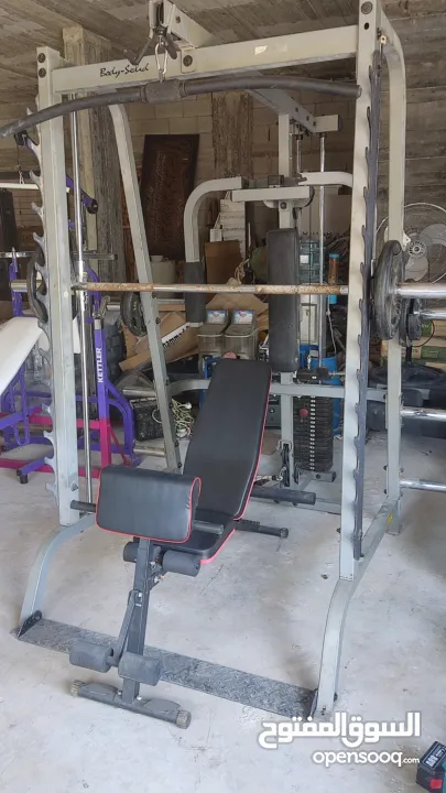 ابو حازم للاجهزه الرياضيه للبيوت والنوادي الرياضية مستعمل بحاله ممتازه وسعر ممتاز