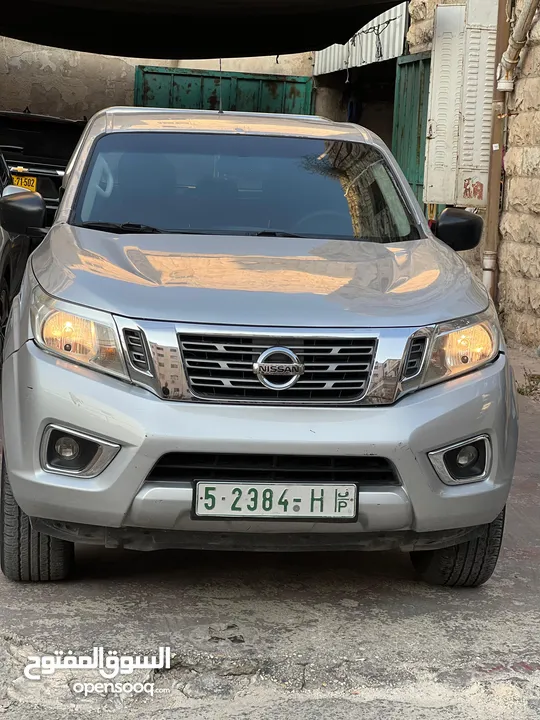 نيسان نفارا 2022اتومات 4x4  اصل برايفت   عداد 75000km اصلي