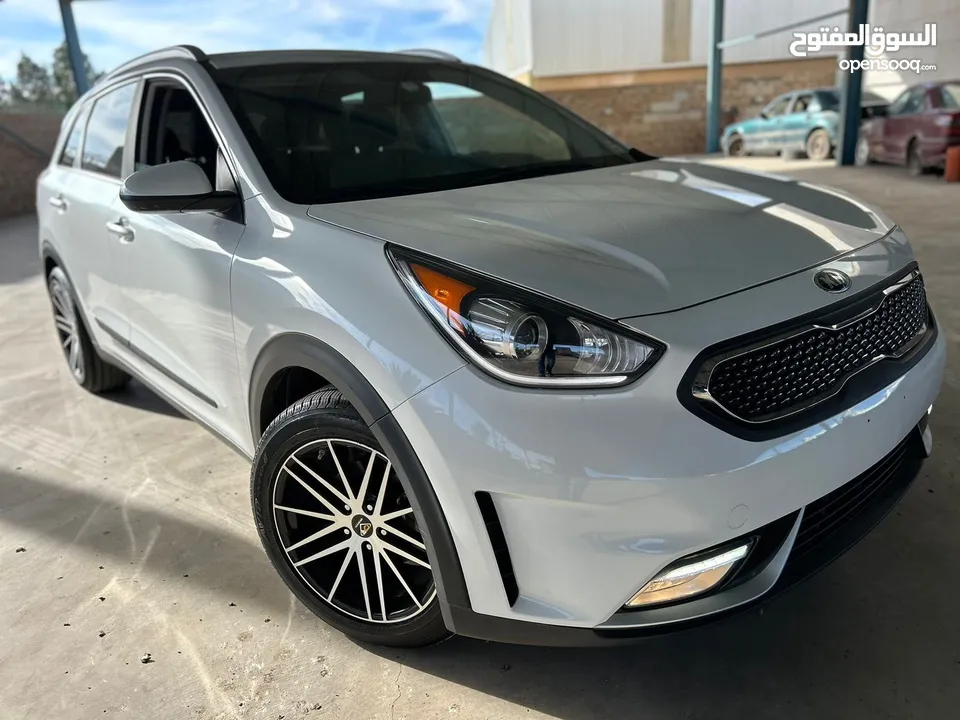 Kia Niro Hybrid Clean title  فحص كامل 2019