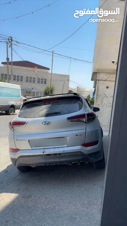 Hyundai Tuscan 2016