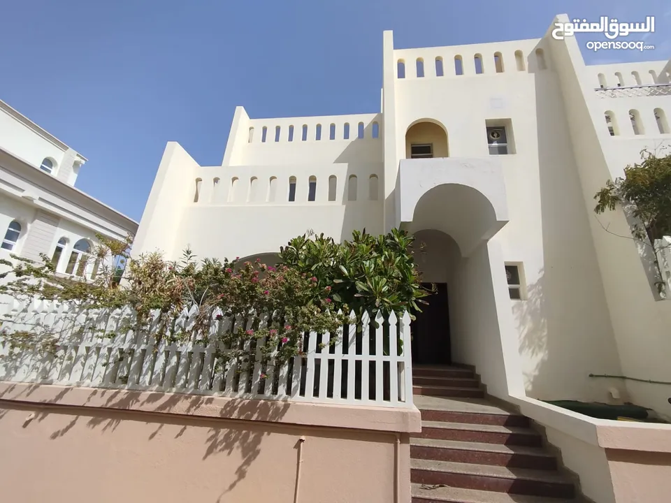 3Bedroom +Maids Room Villa for Rent at Madinat Illam