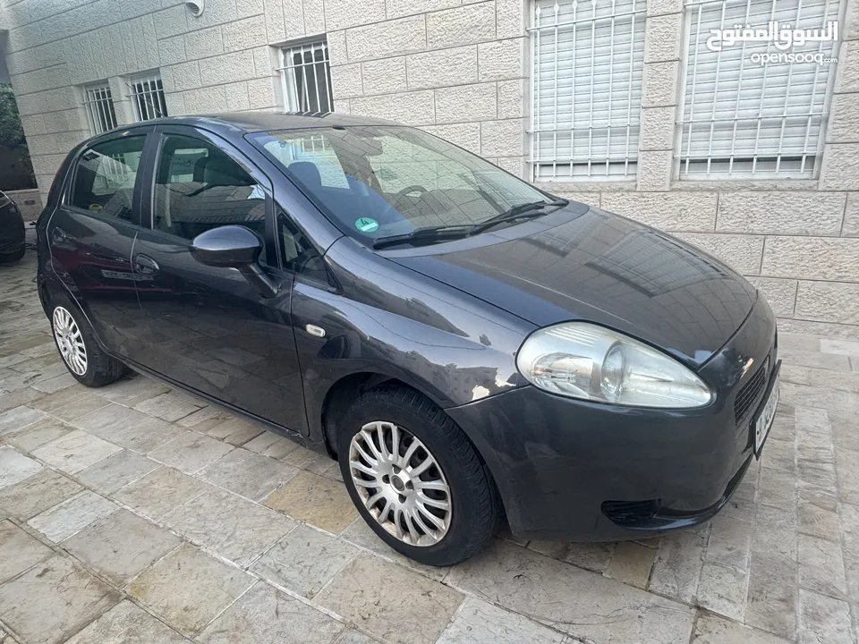 Fiat Grand Punto 2010 for Sale ‎فيات جراند بونتو 2010 بحالة ممتازة