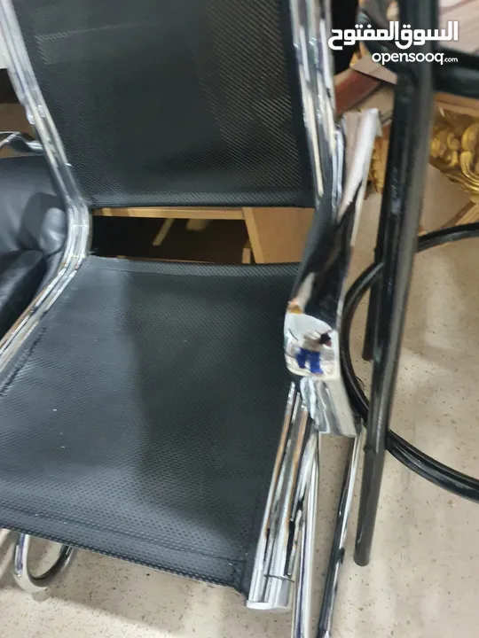 قطع اثاث للبيع بحاله ممتازه