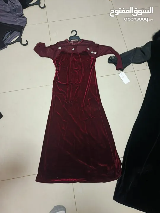 فساتين ماركات للبيع