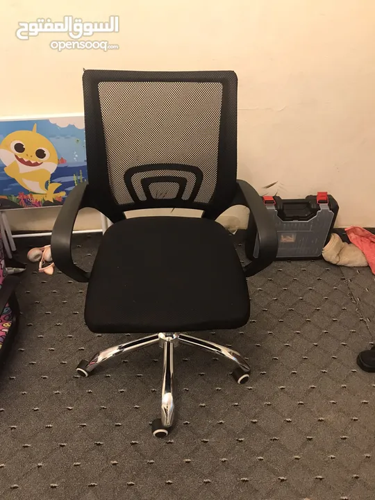 Undamaged chair and great condition