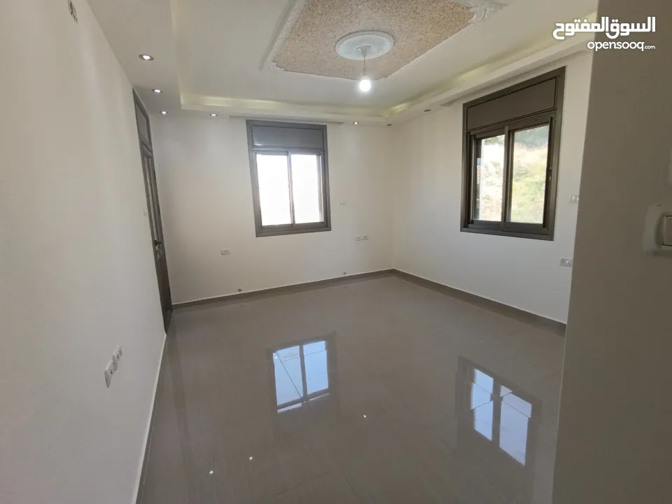 شقة في المصايف 150 متر صافي 3 غرف من المالك مباشرة (عمارة تل المصايف - طابق ثالث)