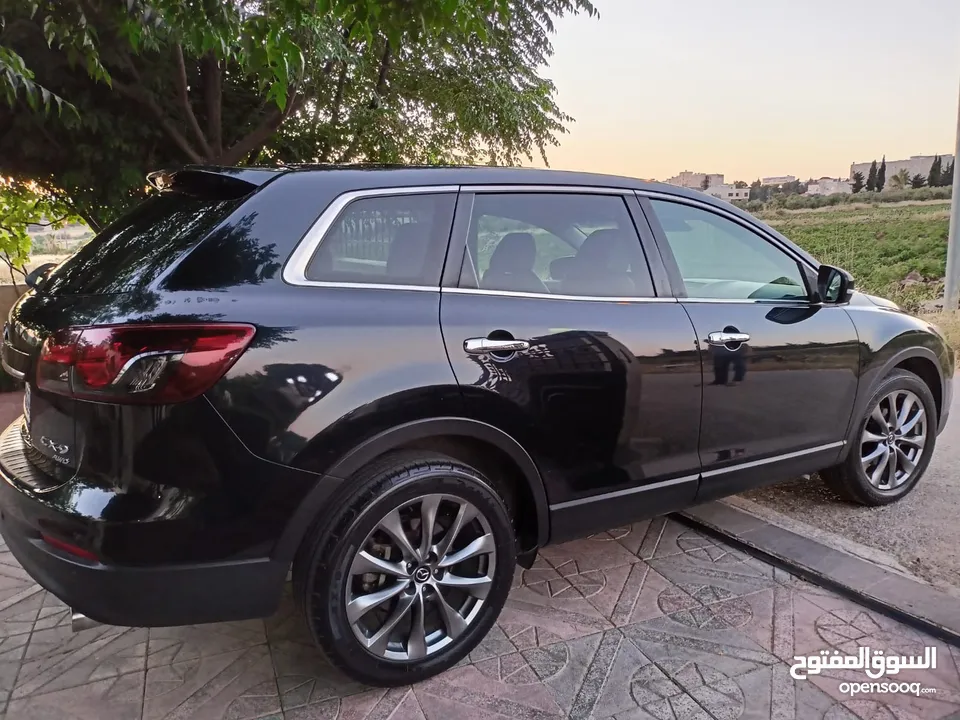 Mazda CX-9 بحالة الوكالة