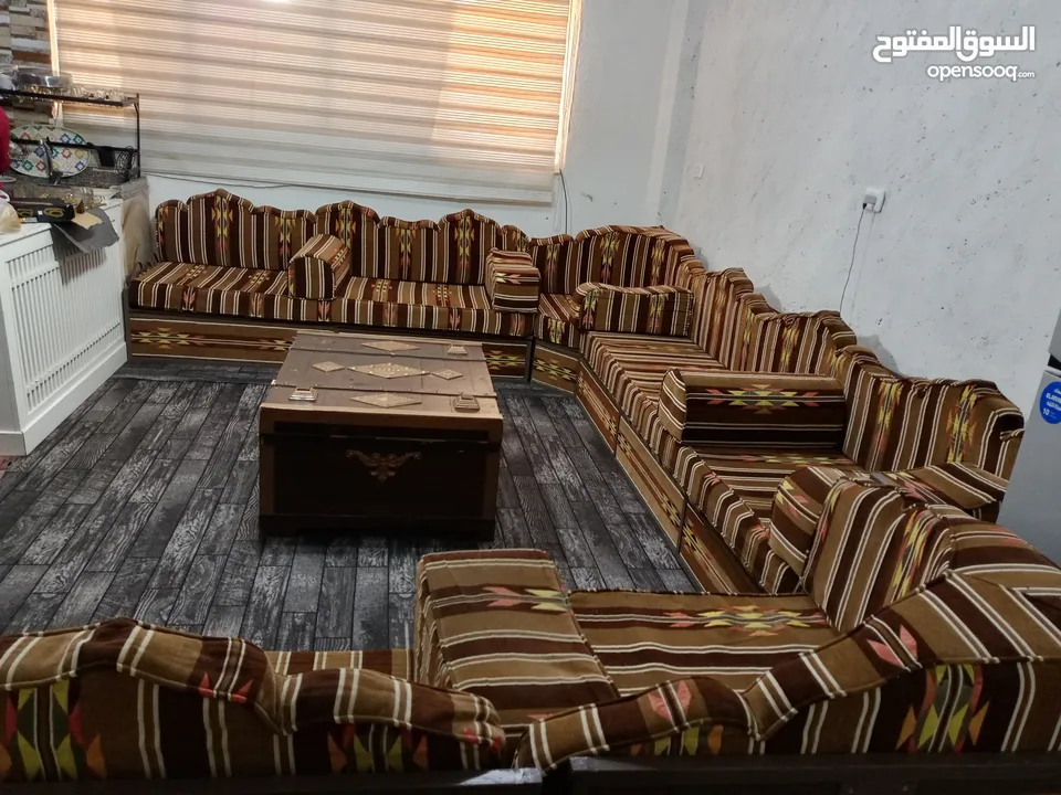 طقم جلسه عربيه بحاله الوكاله