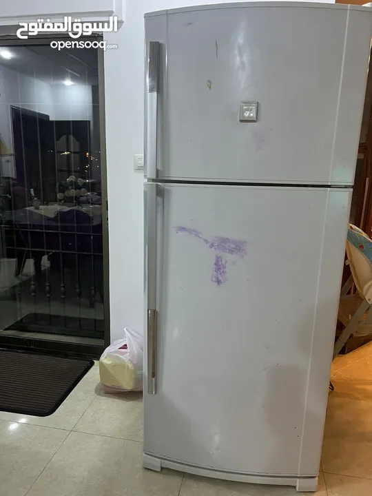 ‏ ثلاجة شارب