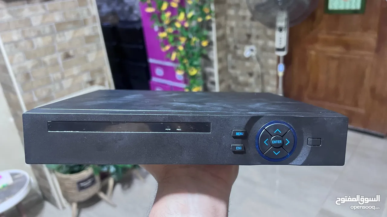 جهاز dvr  اربعة مداخل وكلمة سر موجودة