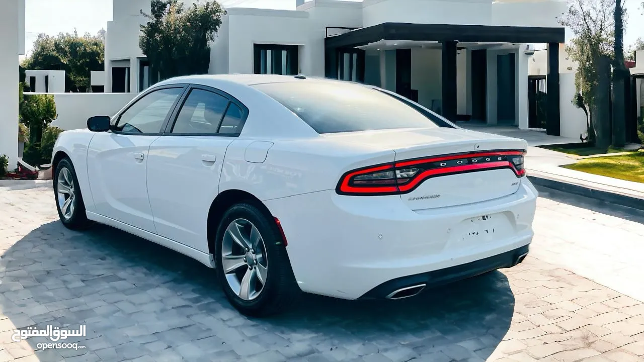 AED 840 PM  DODGE CHARGER 2017  3.6L V6  GCC