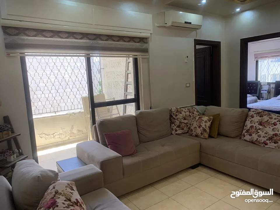 شقة فاخرة مفروشة للإيجار