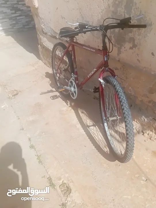بسكليت. TREK
