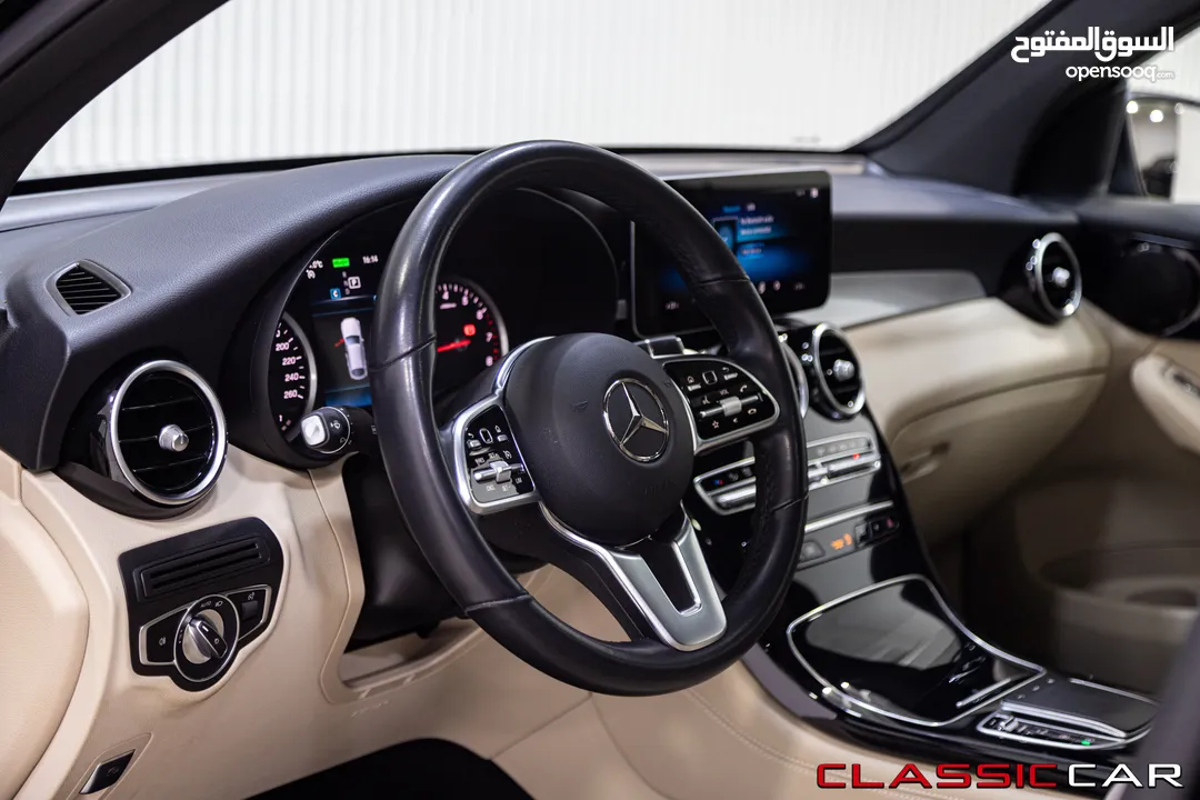 Mercedes Glc200 Mild hybrid 2020 Coupe    السيارة وارد المانيا و قطعت مسافة 55,000 كم فقط