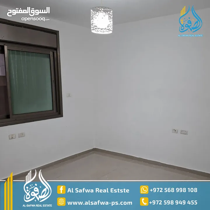 شقه مميزة جدا بمساحه واسعه مناسبة للعائلات عين مصباح قرب سوبر ماركت بيروت