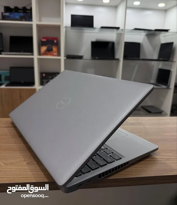 laptop Dell Precision 3560