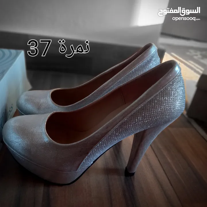 احذيه بحال الجديد لبسة واحدة للبيع         أحذية  أحذية