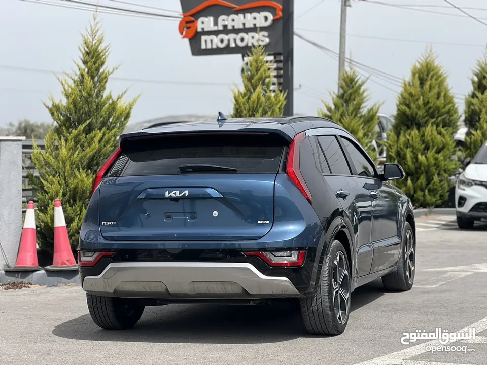 Kia niro hybrid 2022  Fulll +++ ‎ فتحة سقف  سعر مميز  كيا نيرو هايبرد موديل وترخيص 22  اضافات كامله