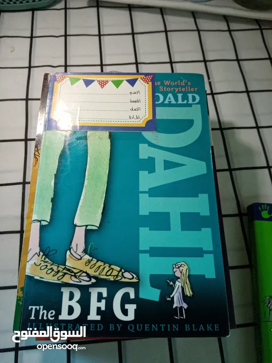 كتب مستعملة بحالة ممتازة جدا للبيع بسعر ممتاز