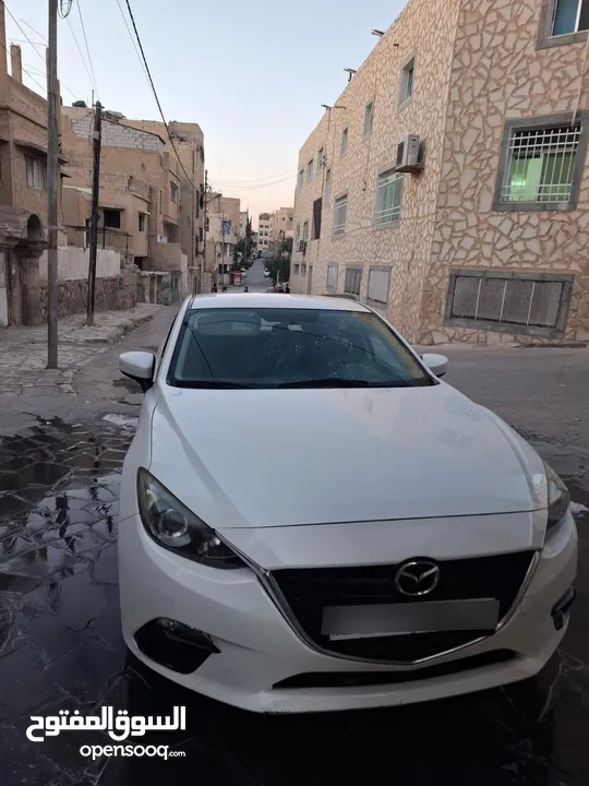 سيارة مازدا للبيع بسعر مغري موديل 2015