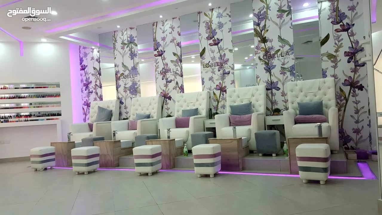 .صالون للعناية بالاظافر و سبا    .                          .Nails Spa &More .