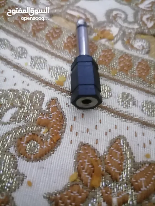 سمسميه سته اوتار للبيع  صوتها حلو معاها جك بتوصل عل السماعه ومعاها السلك تبع الجك ومعاها وصله بتشبكه