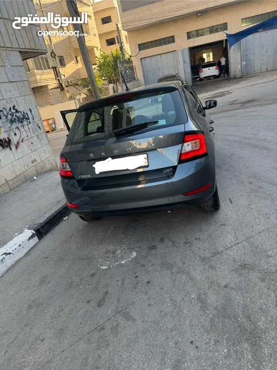 سكودا فابيا 2021