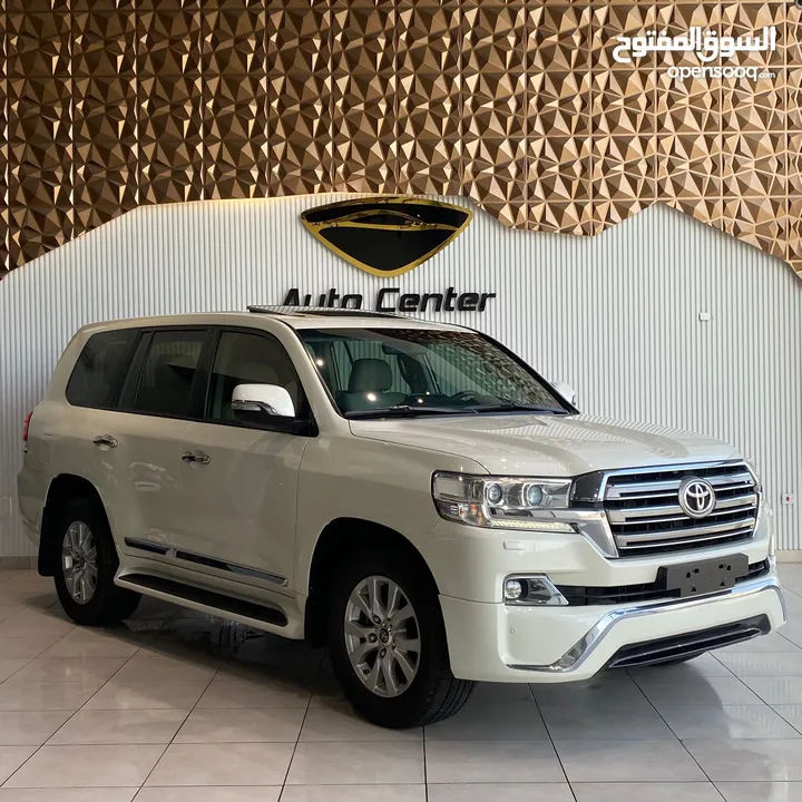 TOYOTA LAND CRUISER GXR V8 2018