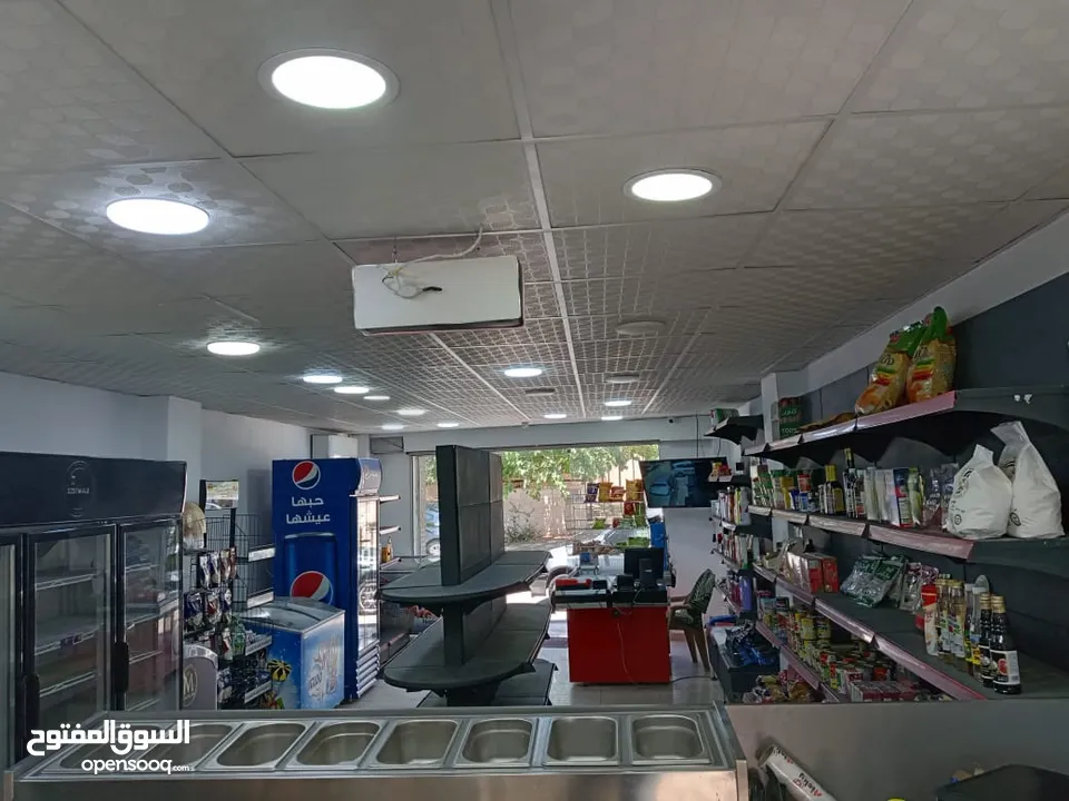 سوبرماركت مجهز بالكامل + مطبخ وجبات سريعة في منطقة حيوية سكني وتجاري بعبدون الشمالي