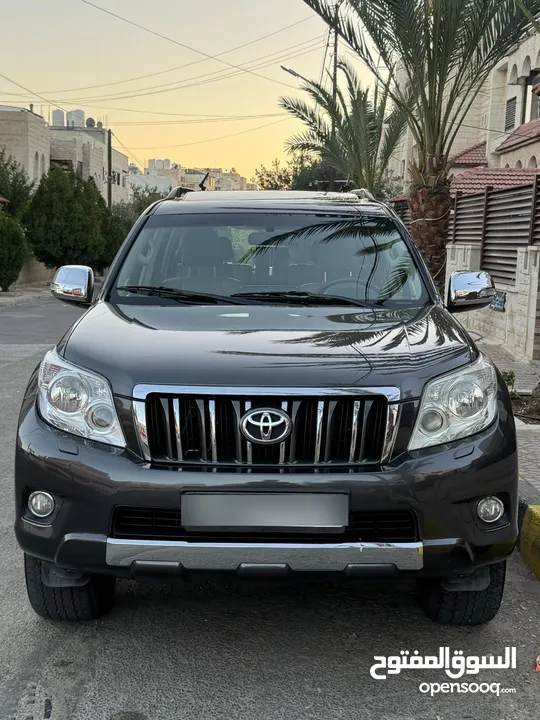 Toyota Prado 2013 Fully loaded 7 Jayed  1 owner  7 seats 4000 cc 4x4 Sunroof  Leather seats heated
