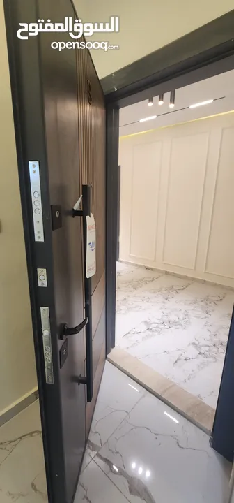 -شقة للبيع سوبر ديلوكس جديد لم يُسكن  إربد - الراهبات الوردية جنوب كمباوند الأمعري وحديقة ايدون