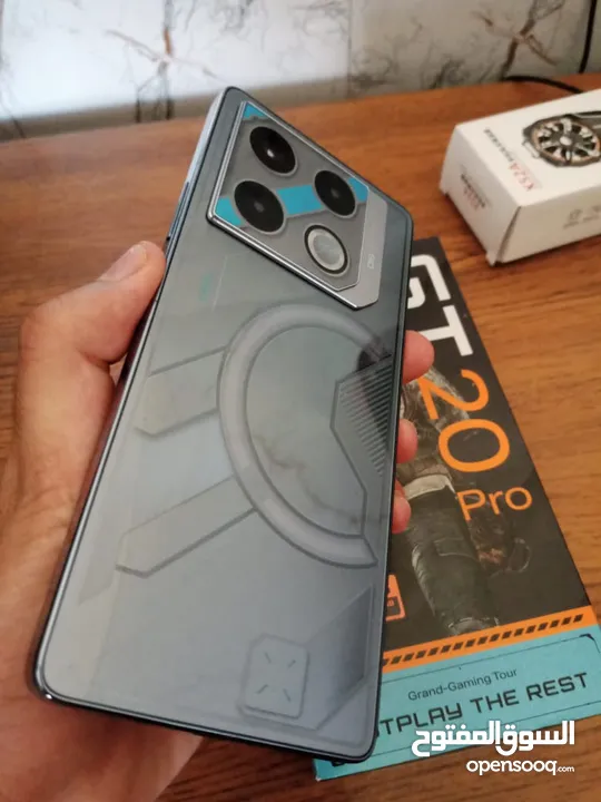 انفنكس GT 20 PRO كامل اغراضه