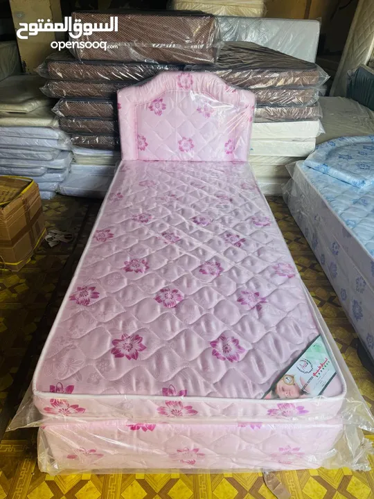 BRAND NEW DIVAN BED FULL SET