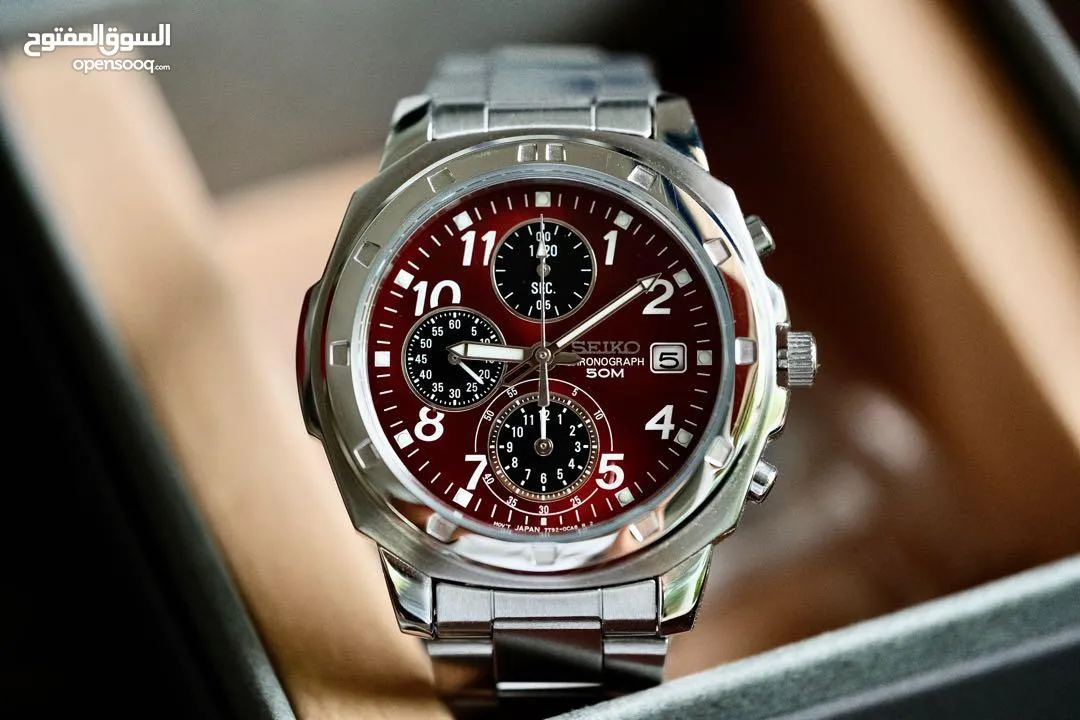 Limited Edition-  SEIKO Red Dial Chronograph Re-Importation World Model Japan Edition