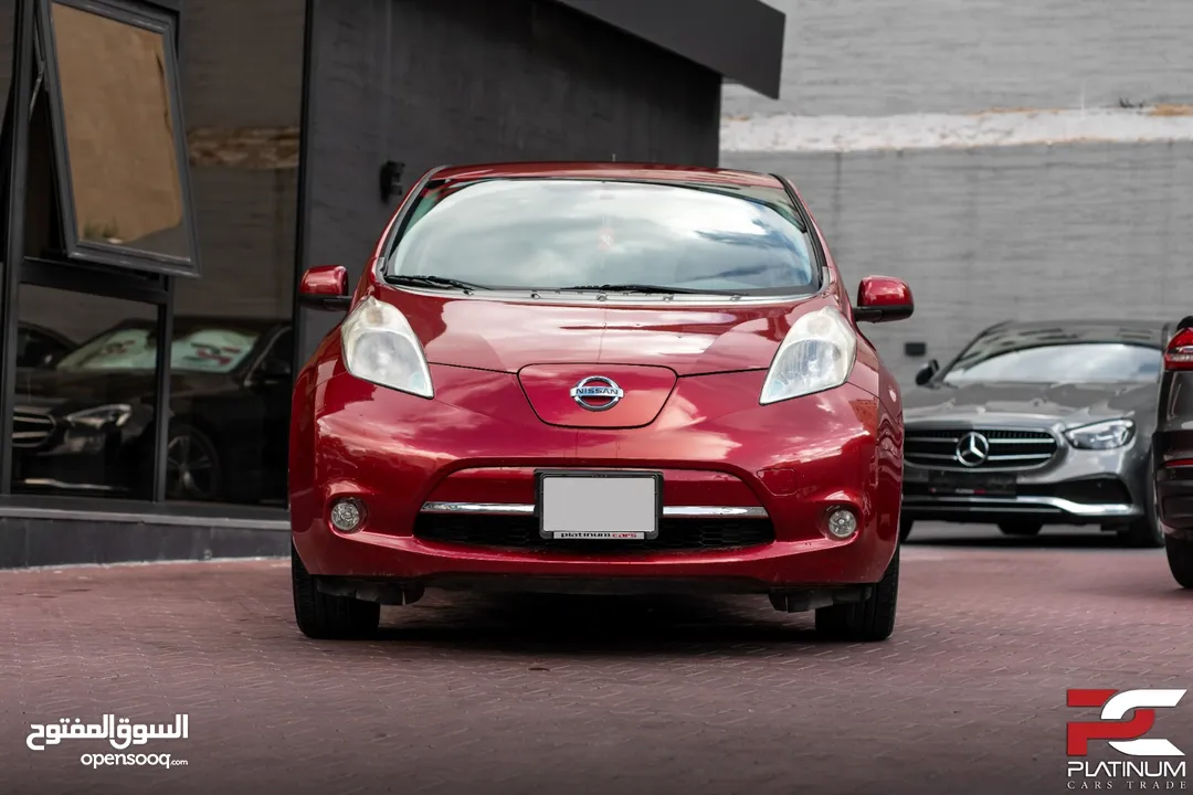 (2015 Nissan Leaf EV )10 بار