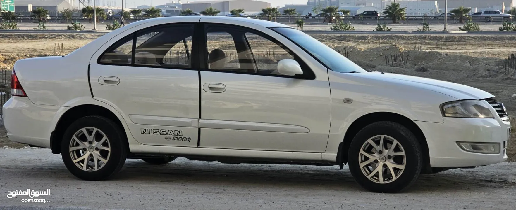 Nissan Sunny 2010