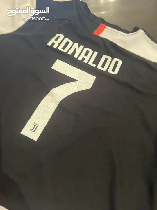 Youth adidas Cristiano Ronaldo Black Juventus 2019/20 Home Replica Player Jersey