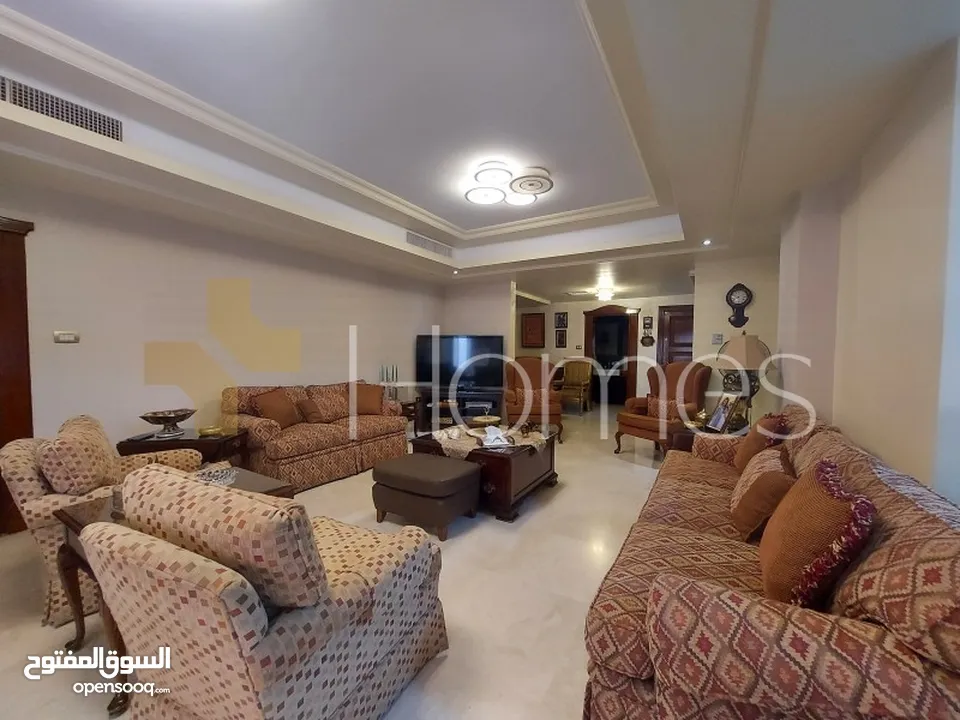 شقة طابقية مفروشة للبيع في عبدون بمساحة بناء 357م