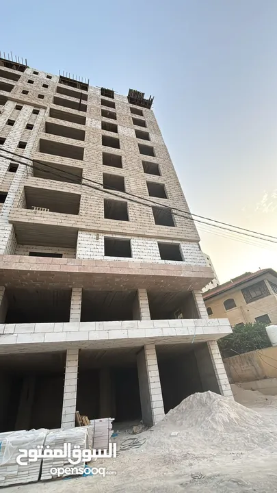 متوفر شقة للبيع في كفر عقب