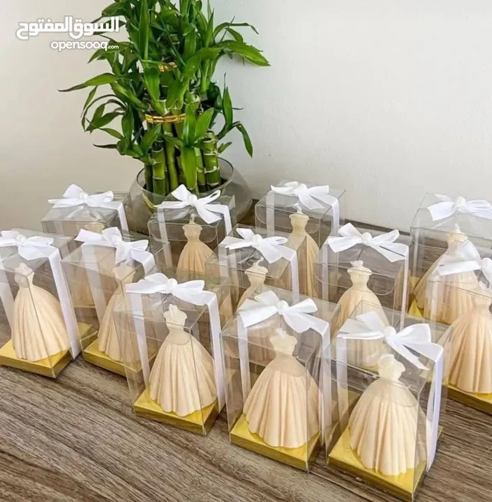 توزيعات الأعراس من العيون اللامعة