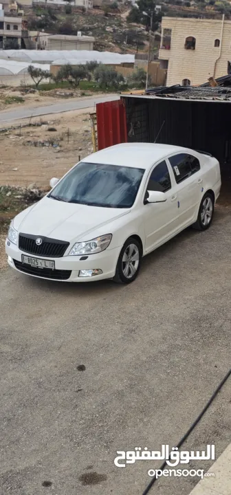 سكوده للبيع موجوده في الخليل