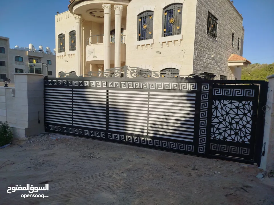 تفصيل ابواب وحراسات ودرزينات وكل شي يخص عالم الحديد