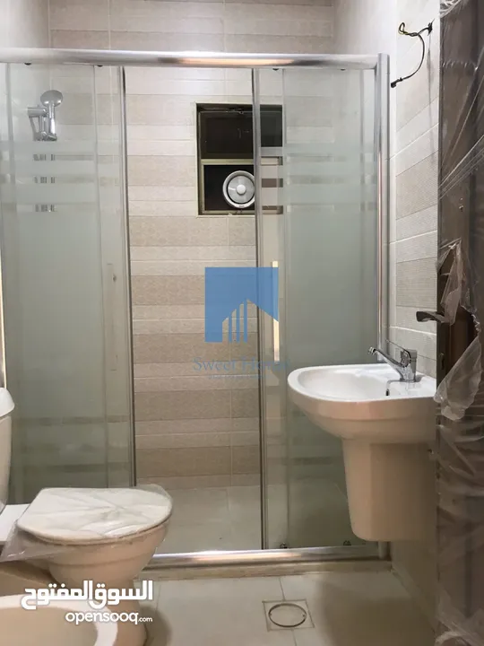 شقة فاخرة للبيع في الجندويل  - مقابل أسواق السلام ارضي 130م تشطيب سوبر ديلوكس لم تسكن