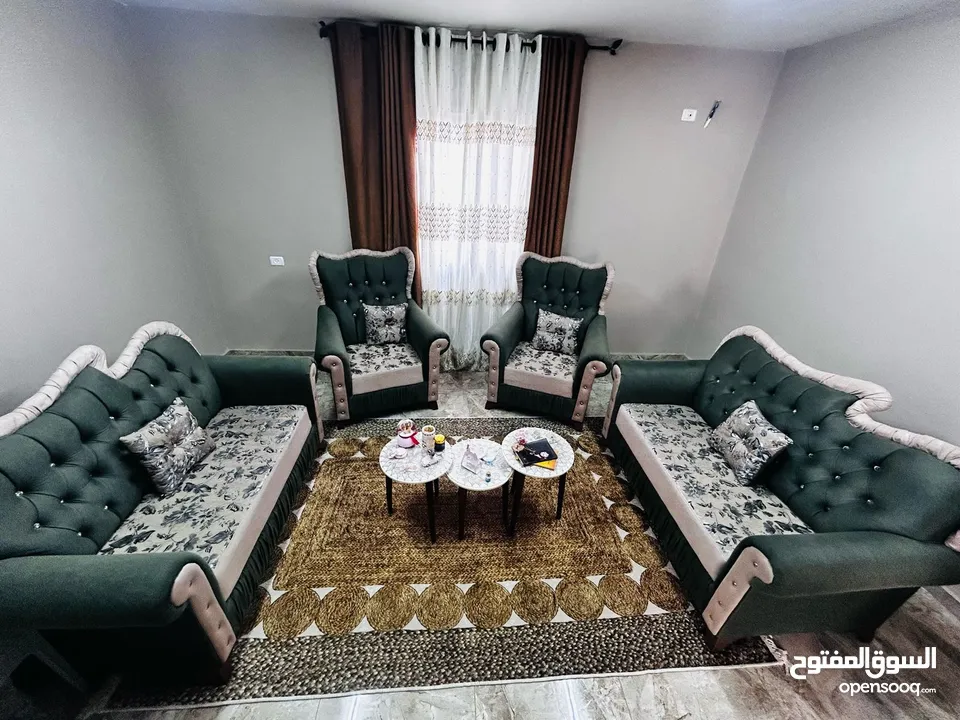 غرفة ضيوف للبيع
