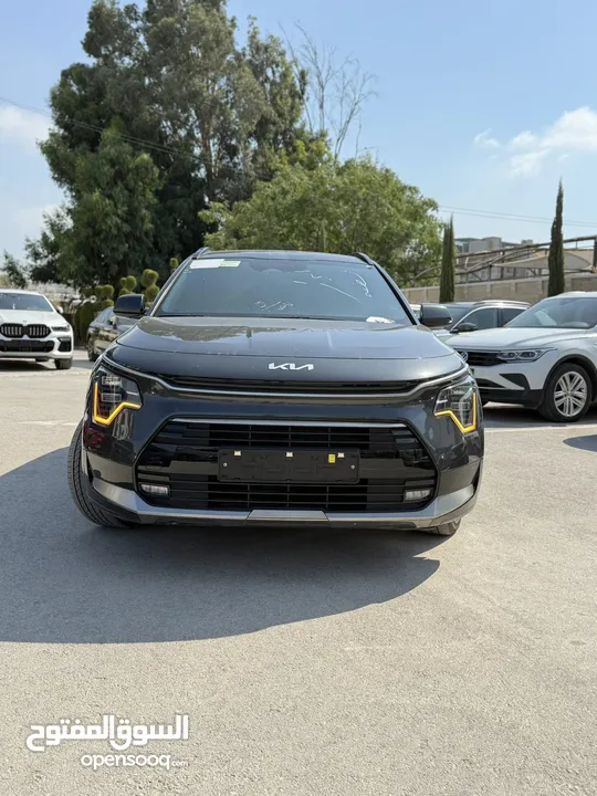 كيا نيرو ترخيص 2022 محرك 1600 هايبرد جير أوتوماتيك 141 حصان