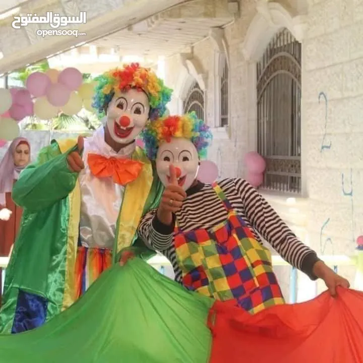 القناع والباروكه مجانا مع اللباس ومتوفر توصيل