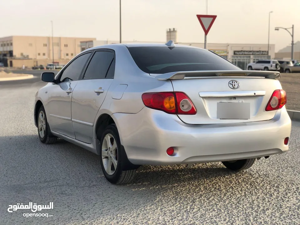 تويوتا كورولا 1.6L 2009  خليجي  سيارة في قمة النظافة وجاهزه للتسجيل