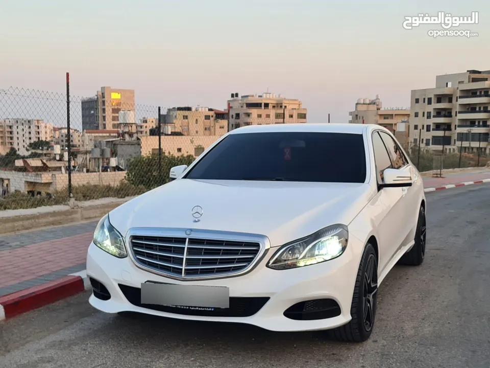Mercedes E200 __2015