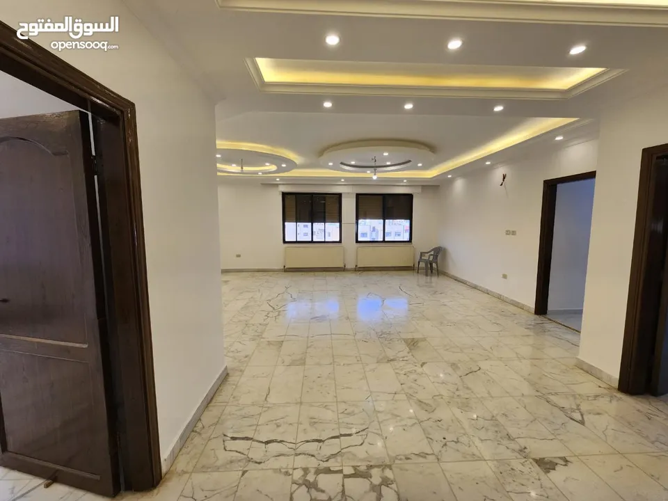 شقة للبيع في منطقة الشميساني - ref : 14417