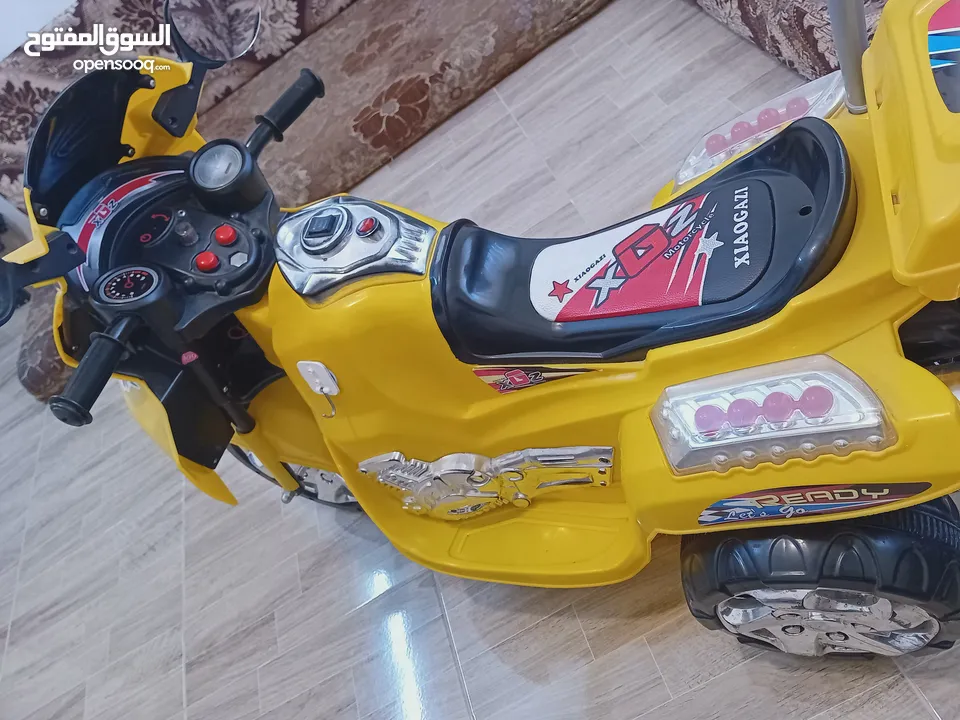 دراجة اطفال كهربائية شحن بحالة ممتازه للبيع